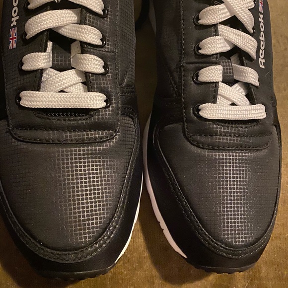 New Reebok Ultralite - Picture 5 of 8